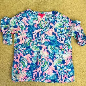 Lilly Pulitzer Size XS Flared Short Sleeve EUC